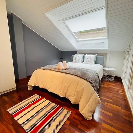 Atico Al Lado Del Ayuntamiento Apartment