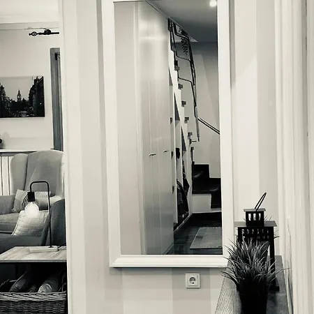 Atico Al Lado Del Ayuntamiento Appartement *