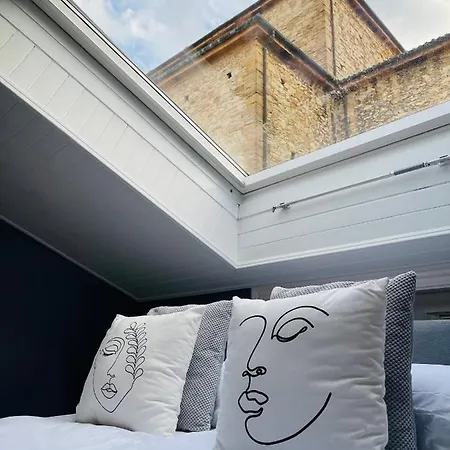 Atico Al Lado Del Ayuntamiento Oviedo